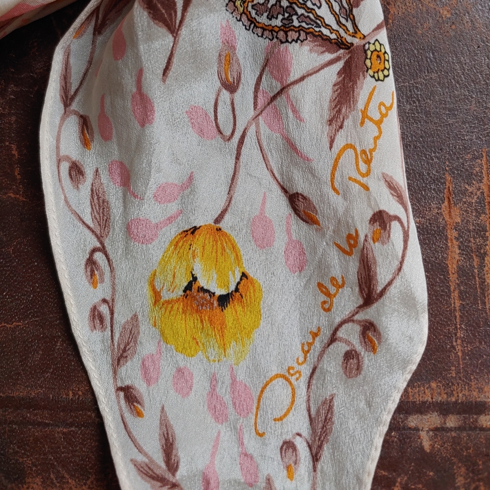 Oscar de la Renta scarf